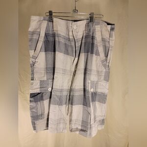 Wear First Men's Blue Plaid‎ Cargo Shorts Size 38